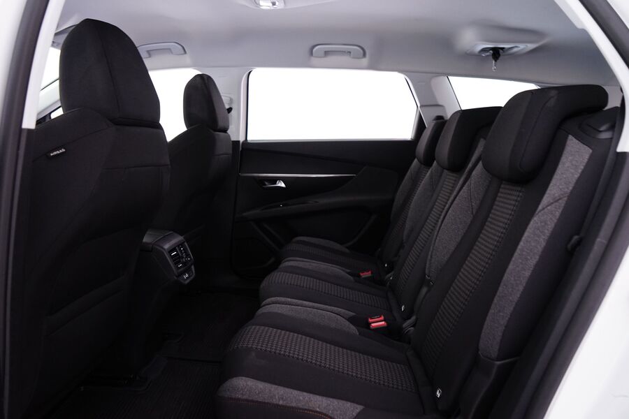 Peugeot 5008 vaihtoauto