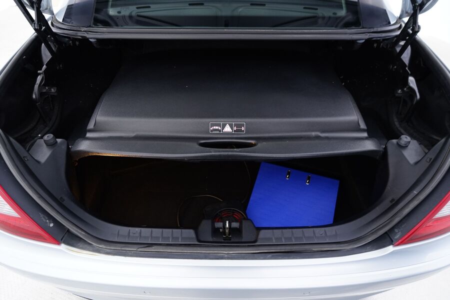 Mercedes-Benz SLK vaihtoauto