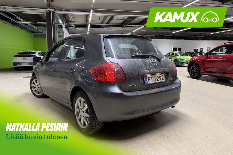 Toyota Auris vaihtoauto