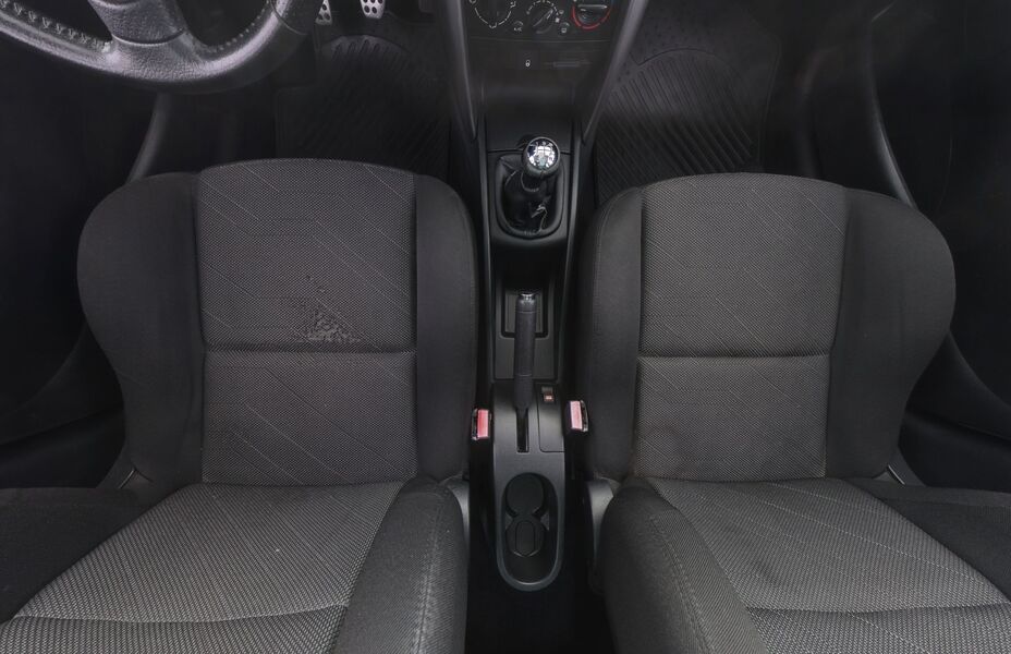 Peugeot 207 vaihtoauto