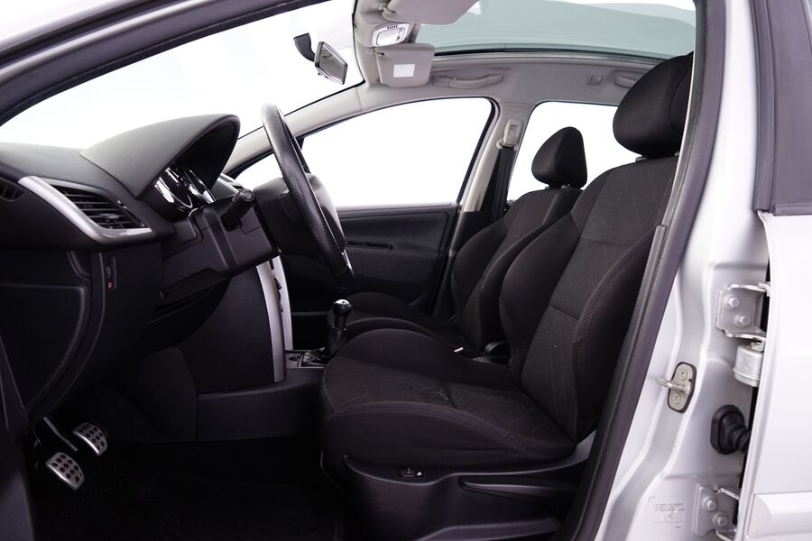 Peugeot 207 vaihtoauto