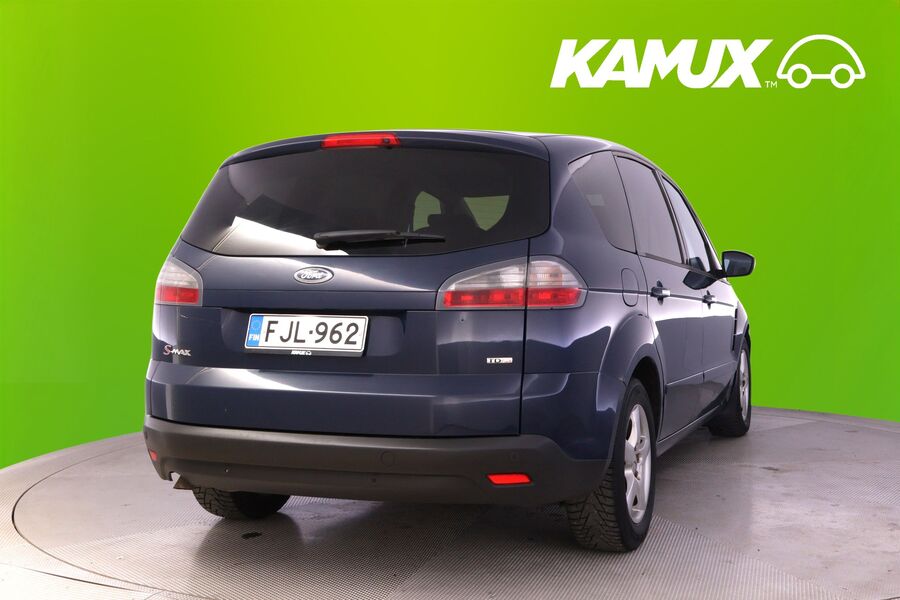 Ford S-MAX vaihtoauto