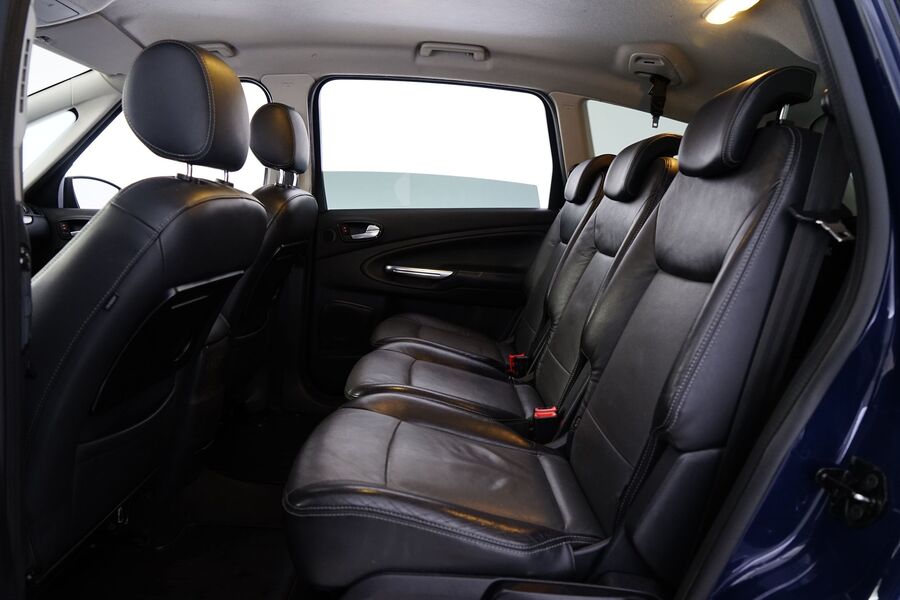 Ford S-MAX vaihtoauto