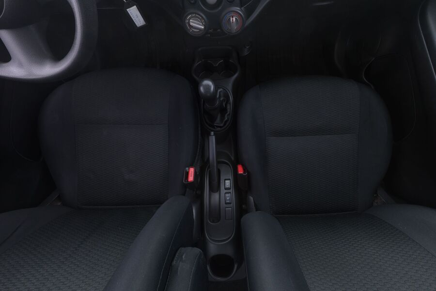 Nissan Micra vaihtoauto