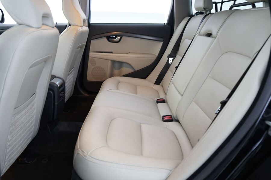 Volvo XC70 vaihtoauto
