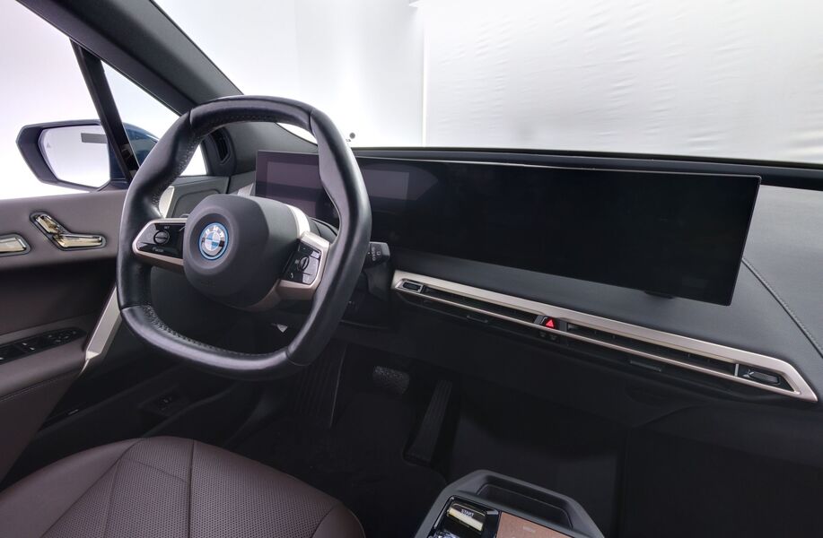 BMW iX vaihtoauto