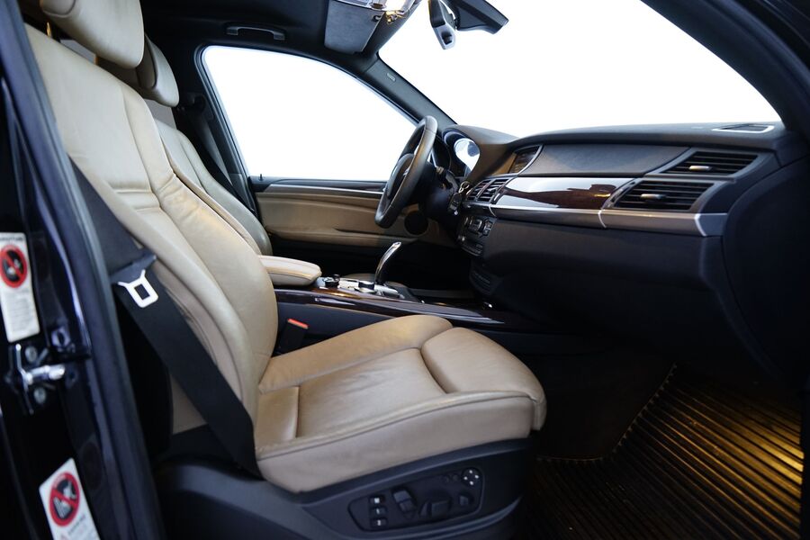 BMW X5 vaihtoauto