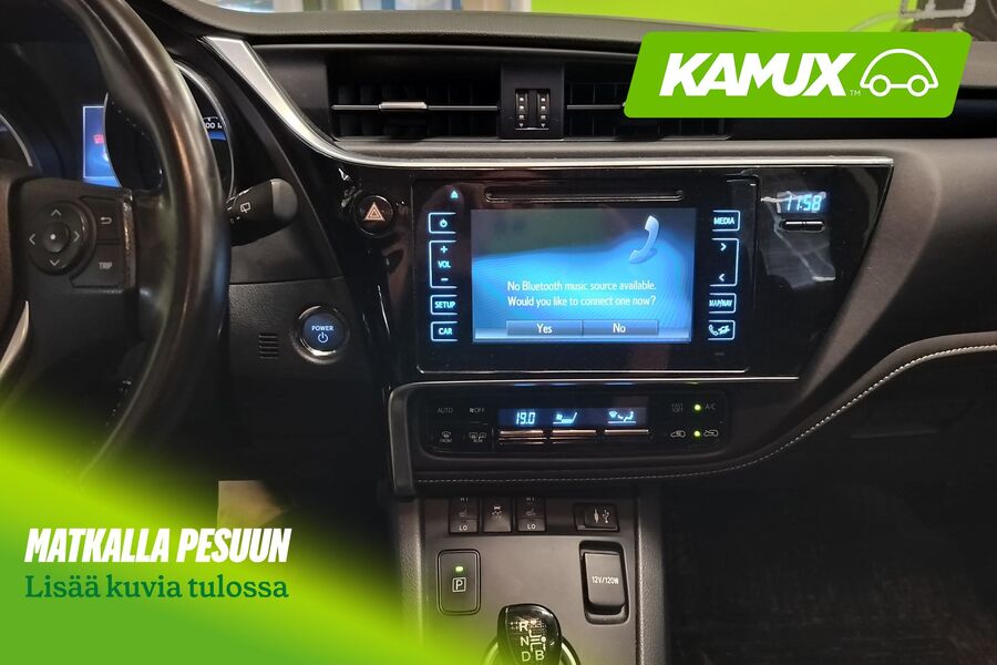 Toyota Auris vaihtoauto