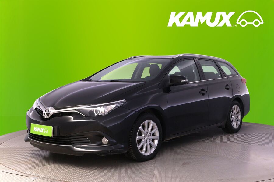 Toyota Auris vaihtoauto