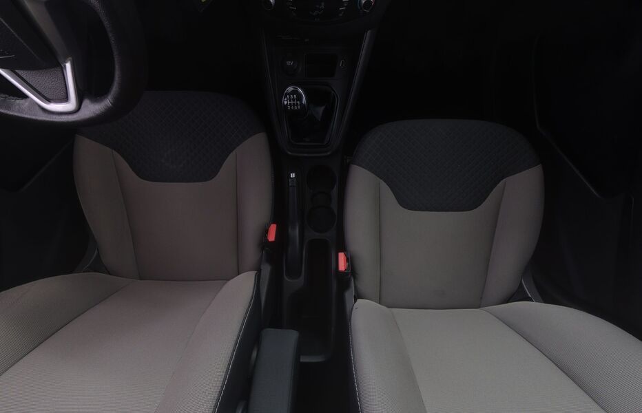 Ford Tourneo Courier vaihtoauto