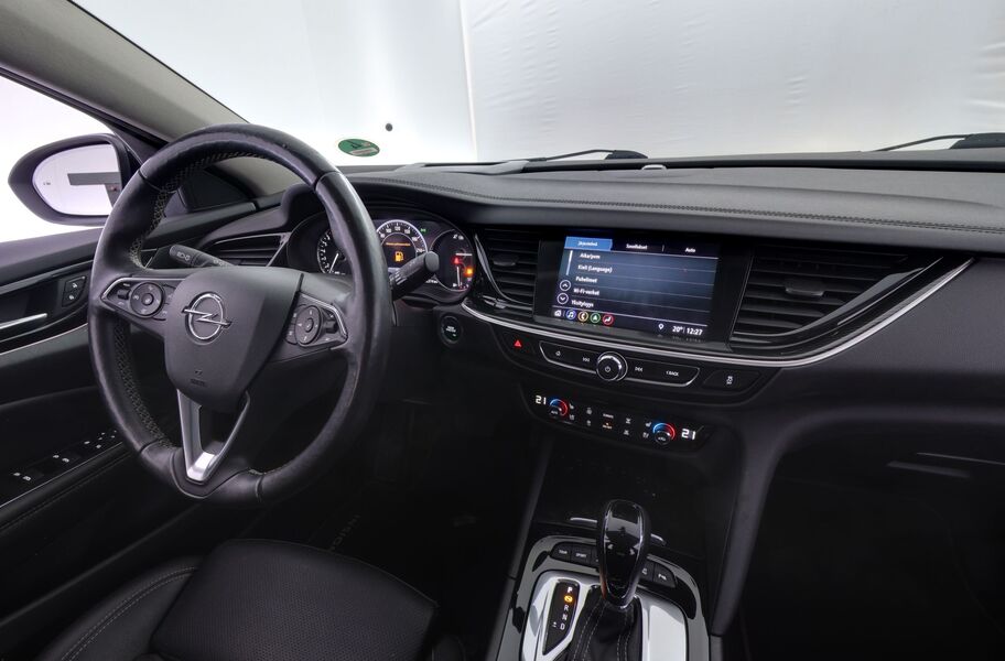 Opel Insignia vaihtoauto