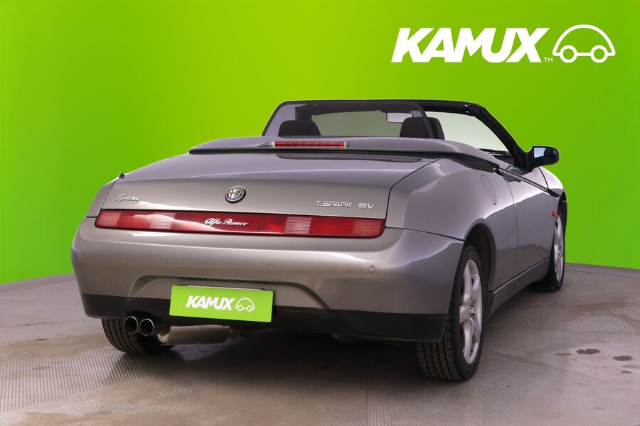 Alfa Romeo Spider vaihtoauto