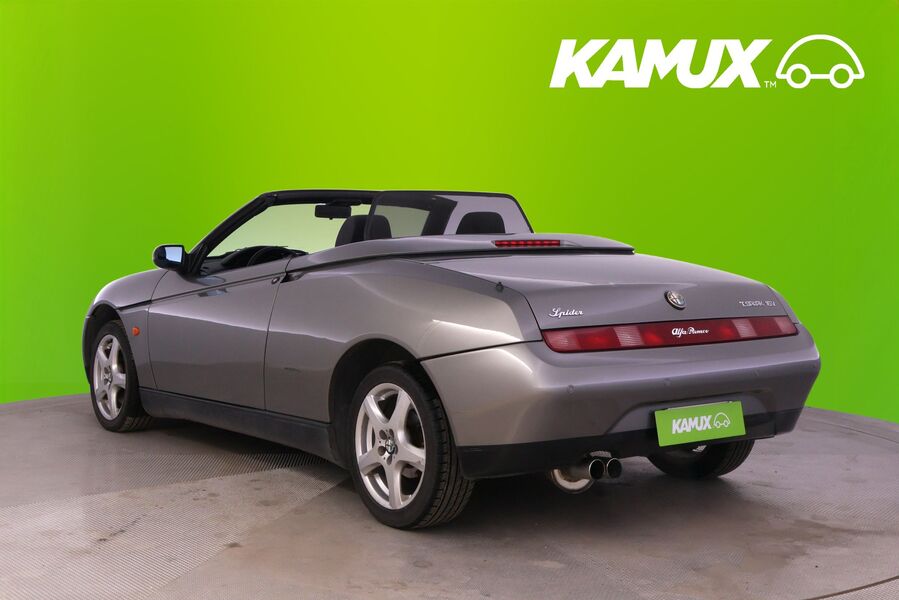 Alfa Romeo Spider vaihtoauto