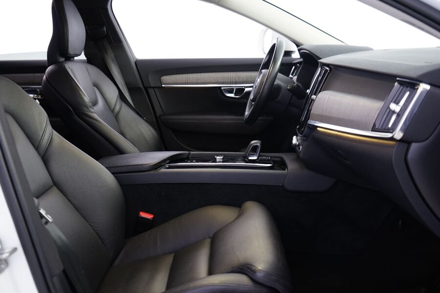 Volvo V90 Cross Country vaihtoauto