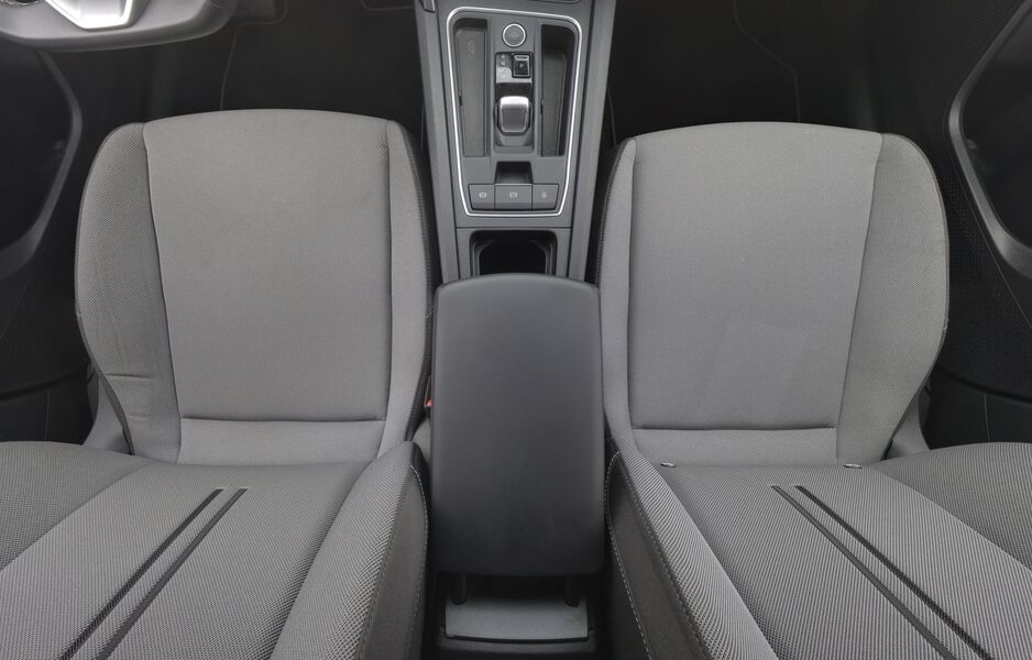 SEAT Leon Sportstourer vaihtoauto