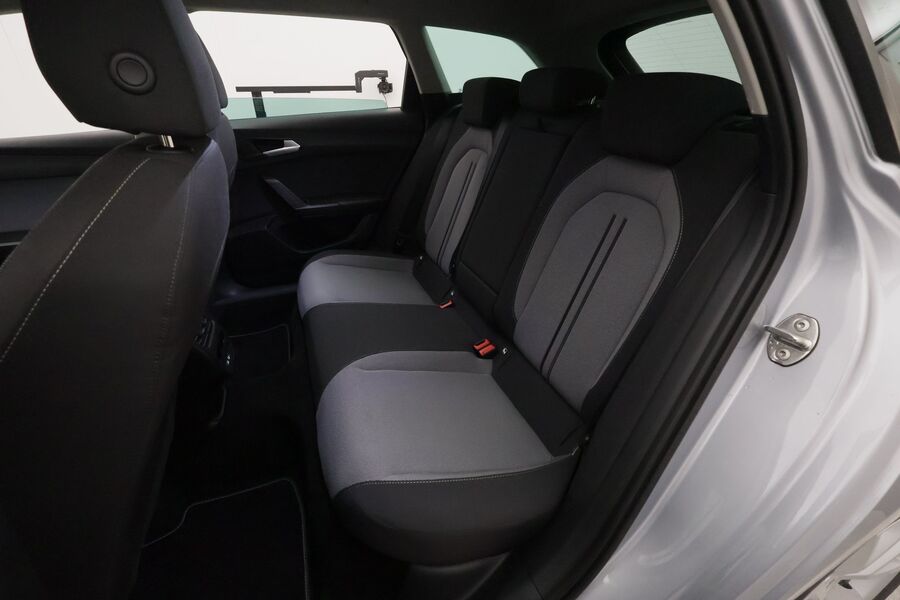 SEAT Leon Sportstourer vaihtoauto