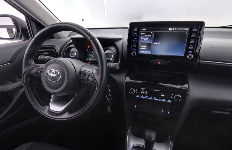 Toyota Yaris Cross vaihtoauto