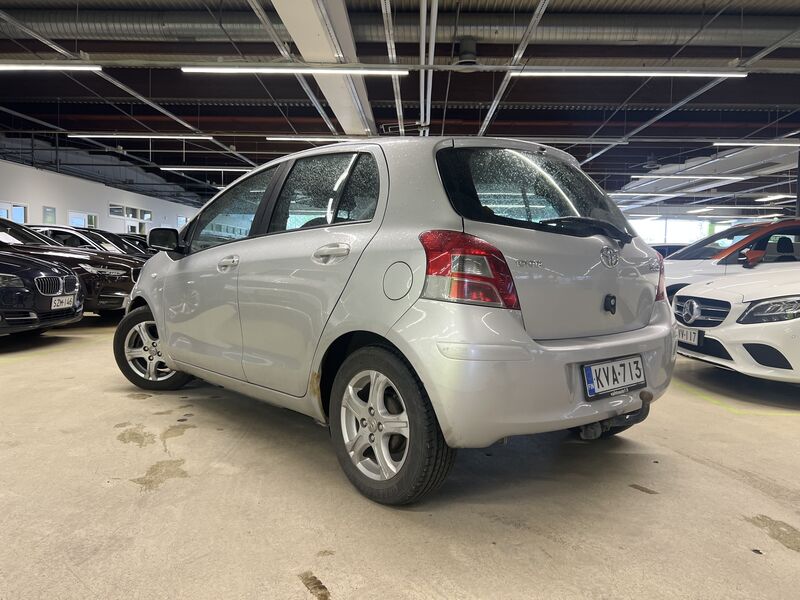 Toyota Yaris vaihtoauto