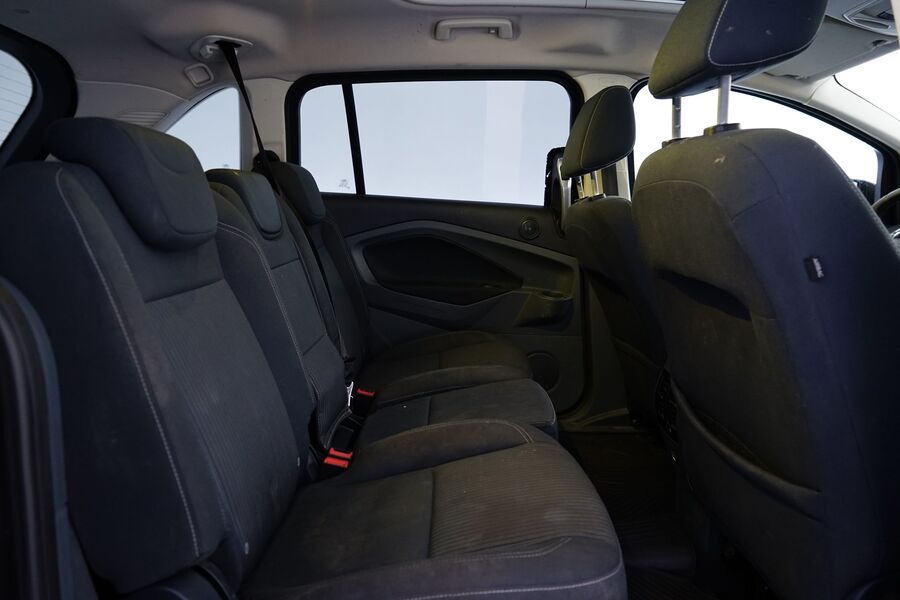 Ford C-MAX vaihtoauto