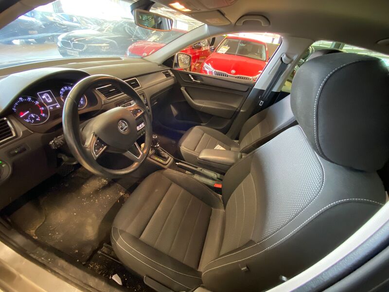 Skoda Rapid vaihtoauto