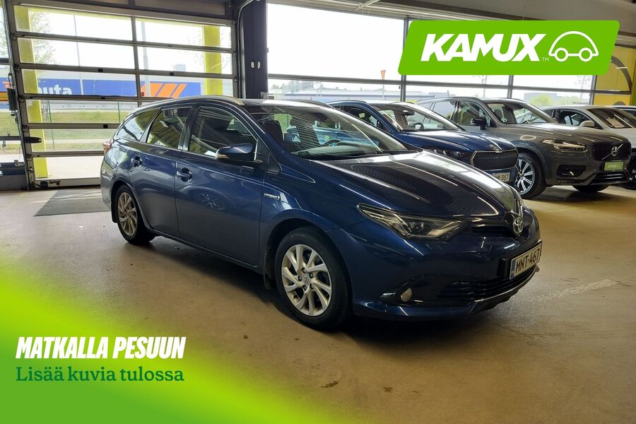 Toyota Auris vaihtoauto