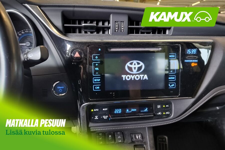 Toyota Auris vaihtoauto