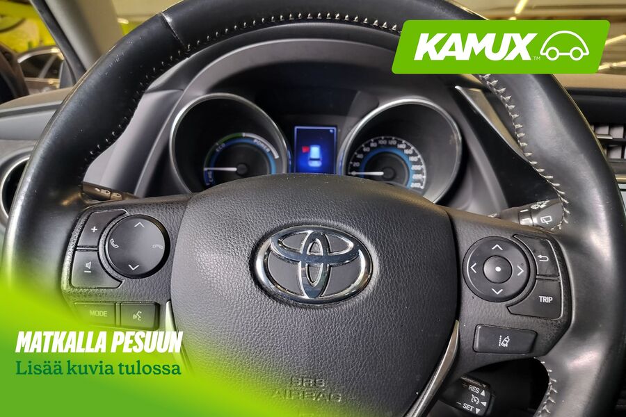 Toyota Auris vaihtoauto