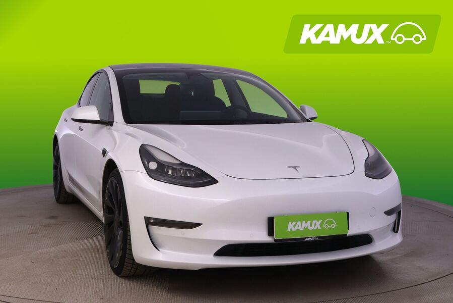 Tesla Model 3 vaihtoauto