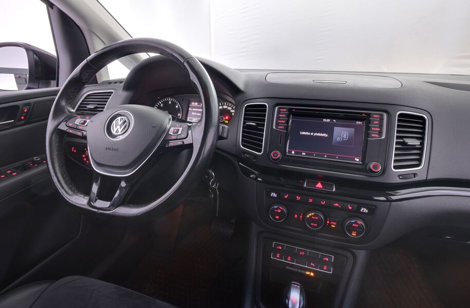 Volkswagen Sharan vaihtoauto