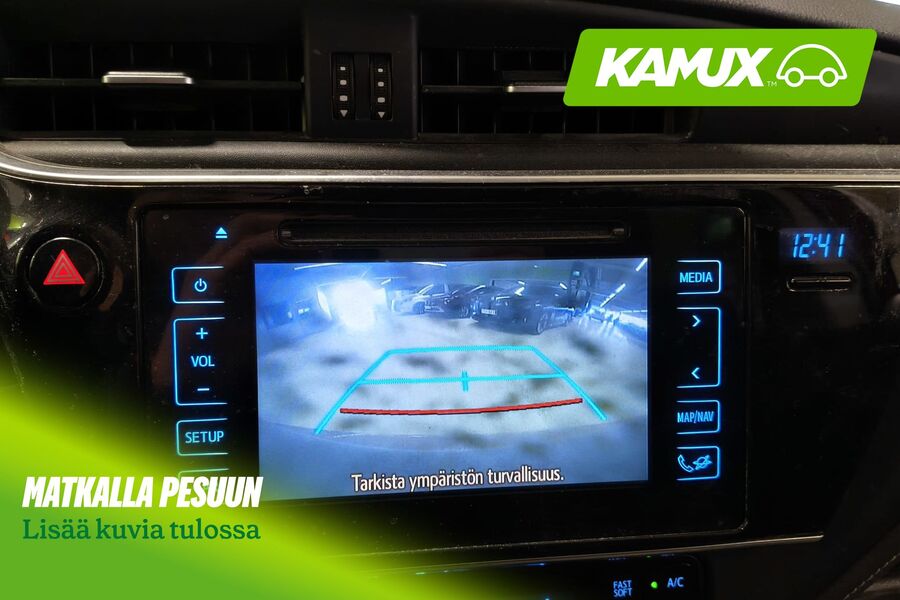 Toyota Auris vaihtoauto