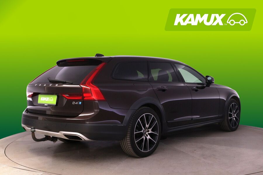 Volvo V90 Cross Country vaihtoauto