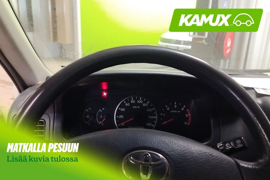 Toyota Hiace vaihtoauto