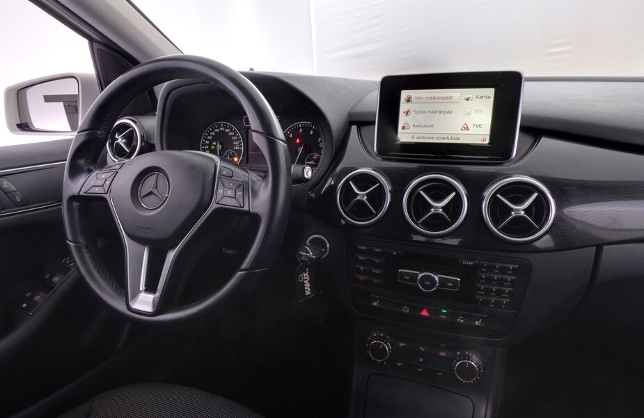 Mercedes-Benz B vaihtoauto