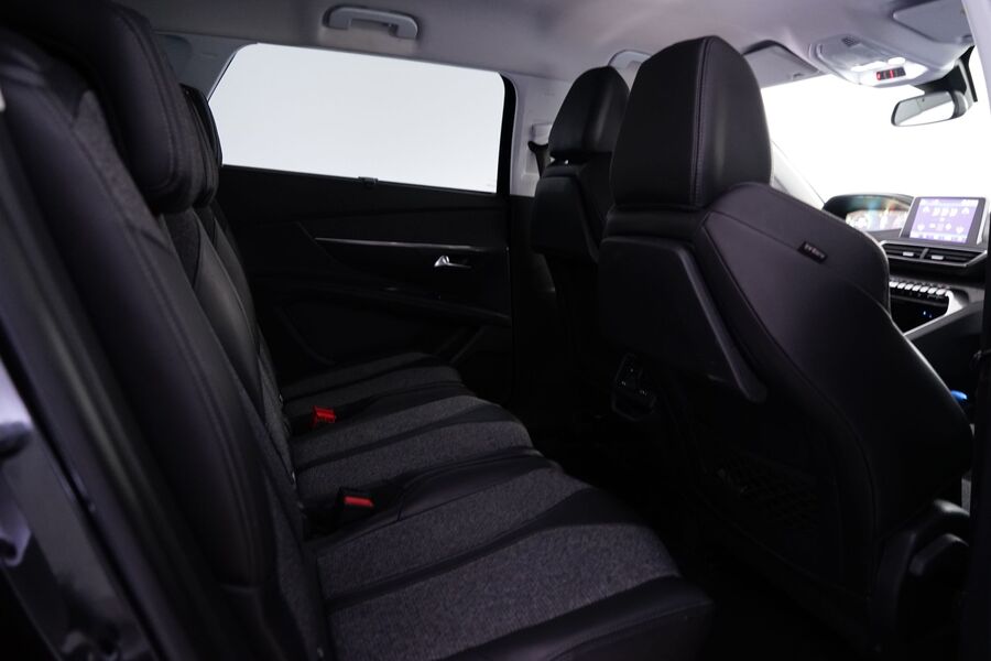 Peugeot 5008 vaihtoauto