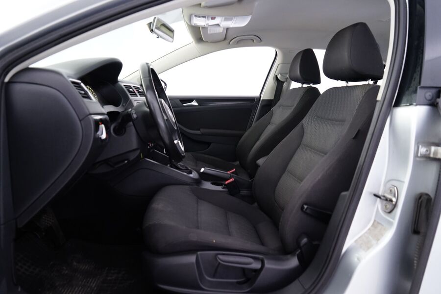 Volkswagen Jetta vaihtoauto