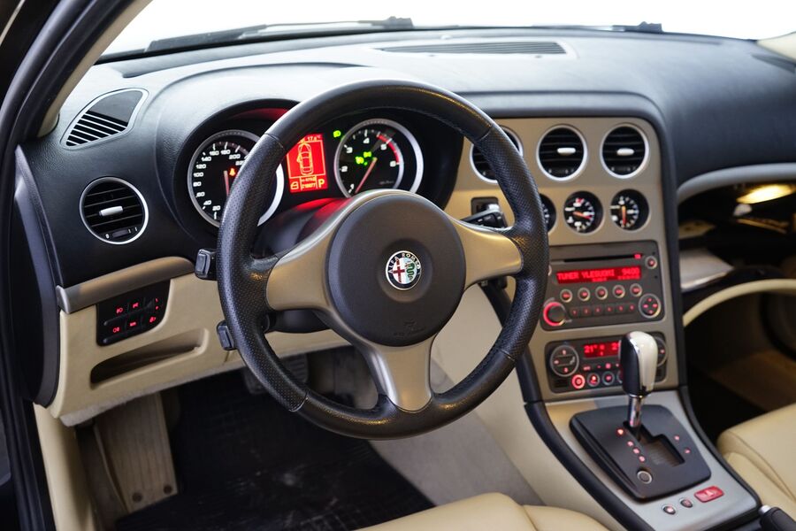 Alfa Romeo 159 vaihtoauto