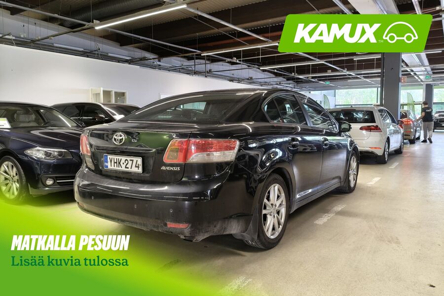 Toyota Avensis vaihtoauto
