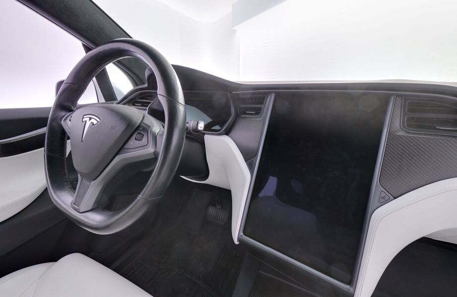 Tesla Model X vaihtoauto