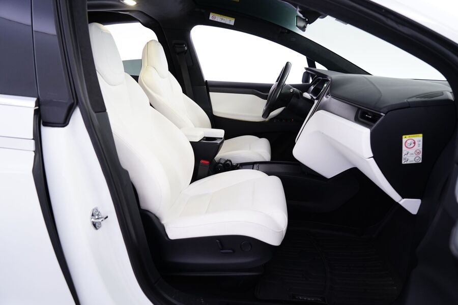 Tesla Model X vaihtoauto