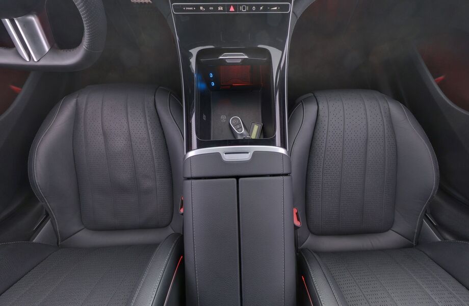 Mercedes-Benz EQE vaihtoauto