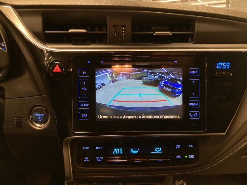 Toyota Auris vaihtoauto