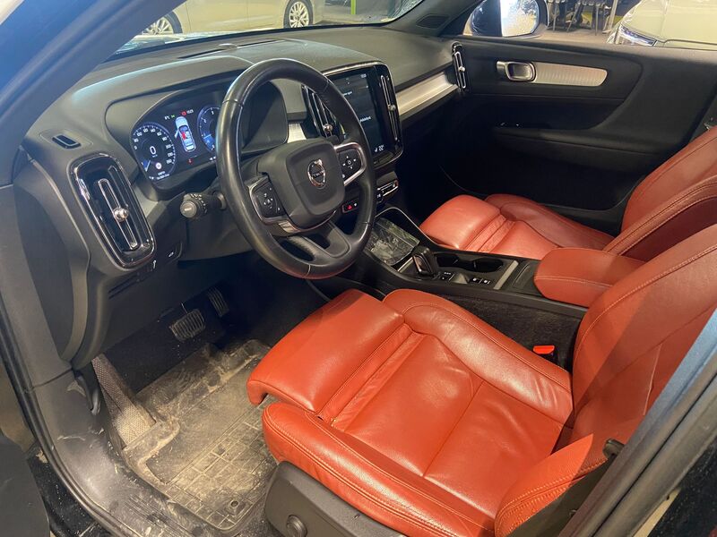 Volvo XC40 vaihtoauto