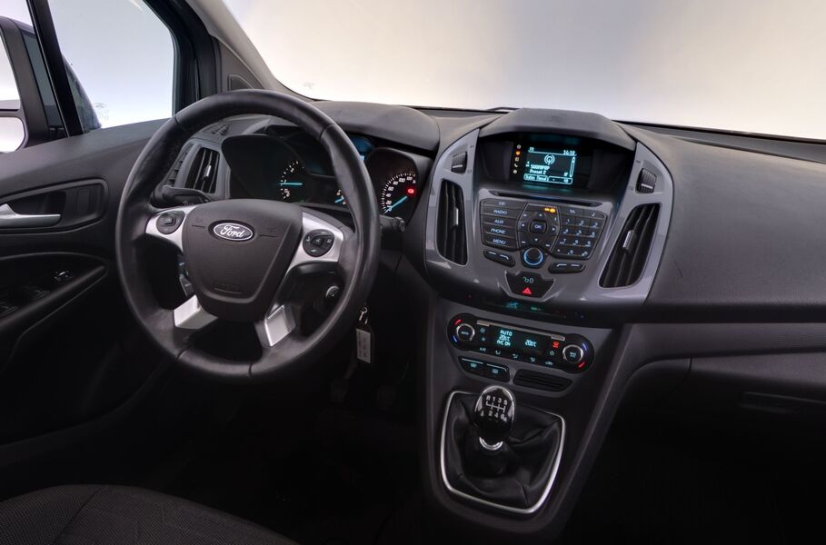 Ford Grand Tourneo Connect vaihtoauto