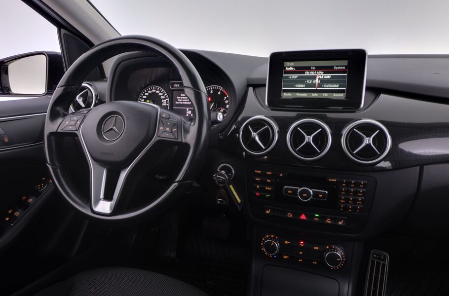 Mercedes-Benz B vaihtoauto