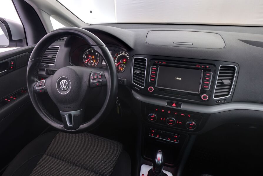 Volkswagen Sharan vaihtoauto