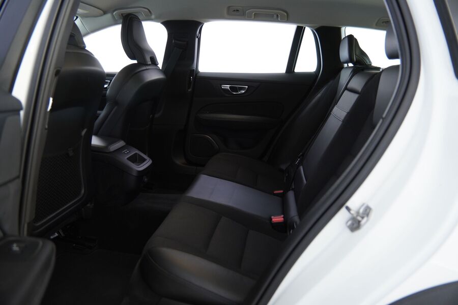 Volvo V60 Cross Country vaihtoauto