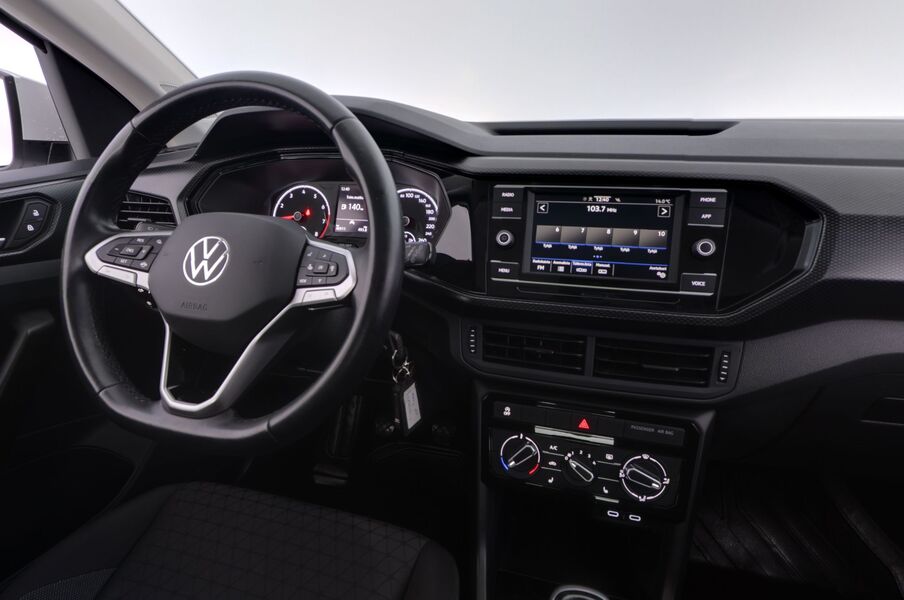 Volkswagen T-Cross vaihtoauto