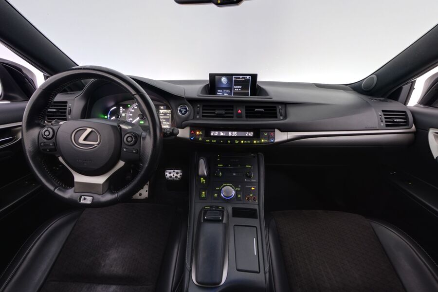 Lexus CT vaihtoauto