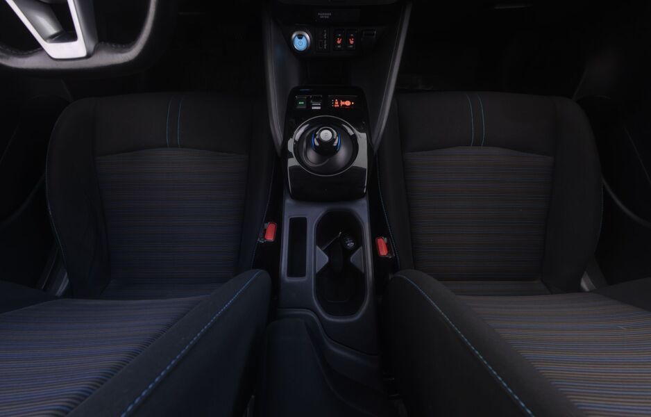 Nissan Leaf vaihtoauto