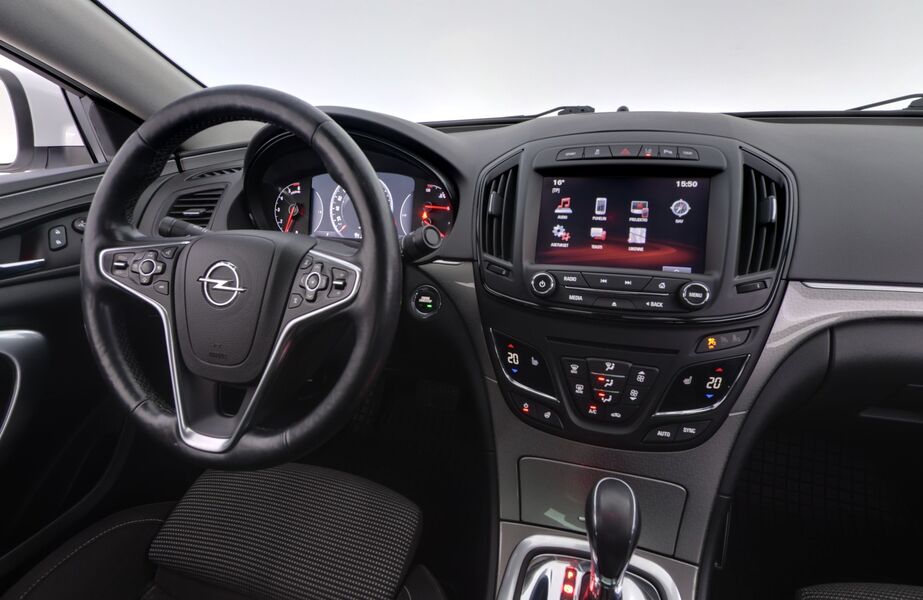 Opel Insignia vaihtoauto